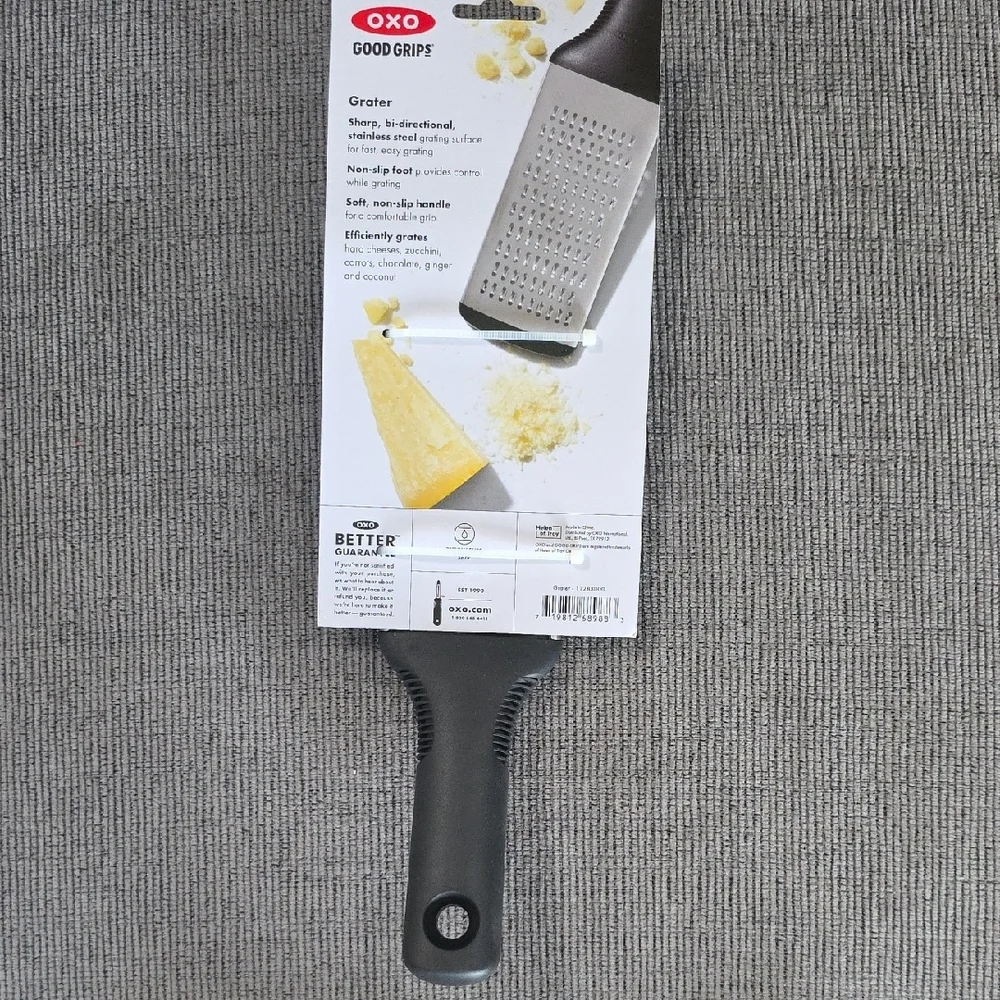 Oxo Good Grips Soap Dispensing Dish Brush and Grater And Spray Bottle‎ Set